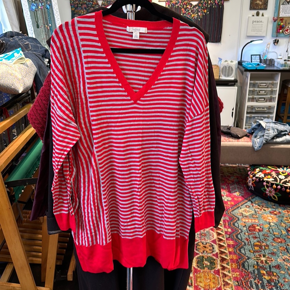 Sejour red gray drop shoulder tunic sweater 8032
